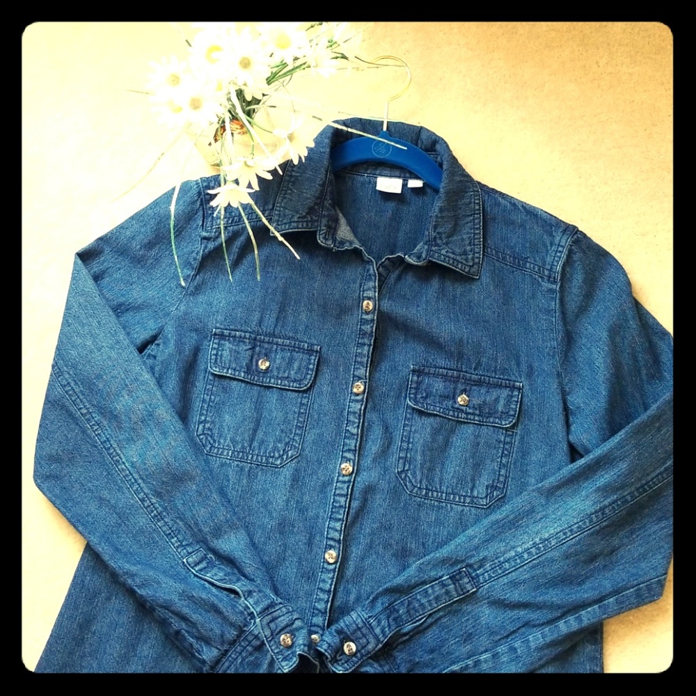 ⬇️BP Denim long sleeves button up chambray sz S